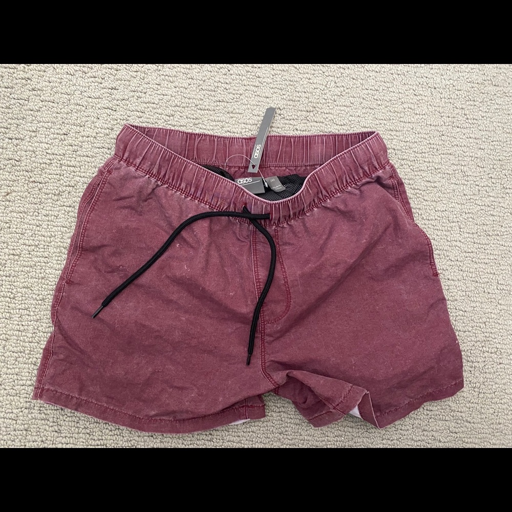 MENS ASOS DESIGN SWIM SHORT IN ACID WASH BURGUNDY